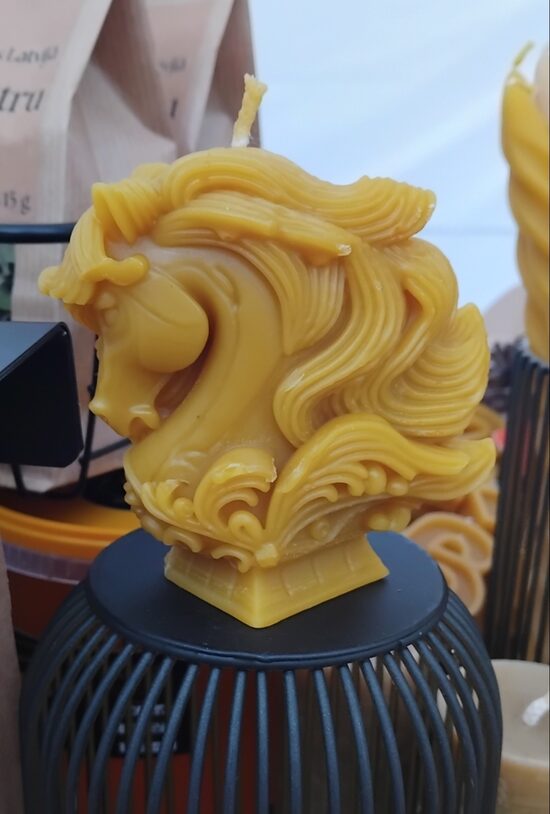 Bišu vaska svece ZIRGS - 2026. gada simbols