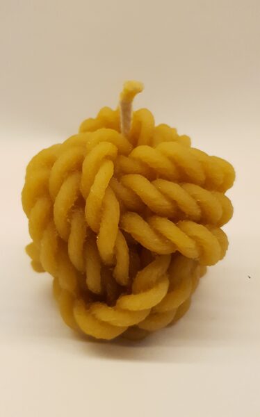 Bišu vaska svece KAMOLĪTIS